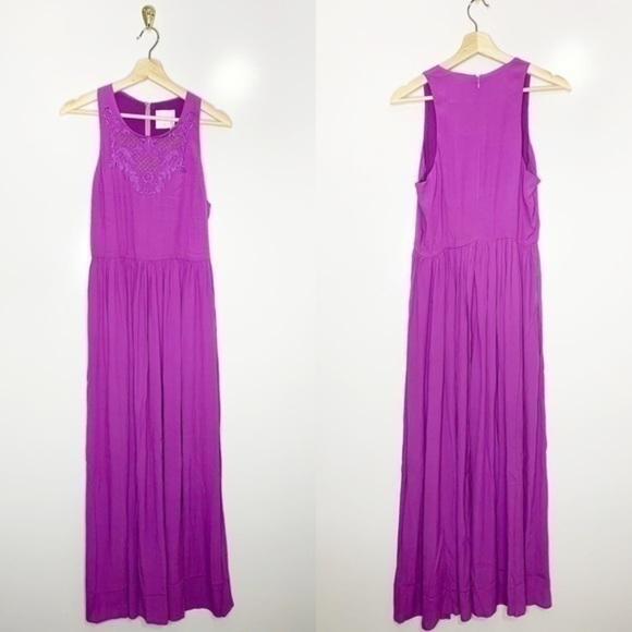 Line & Dot Embroidered Neck Maxi Dress - Picture 2 of 11